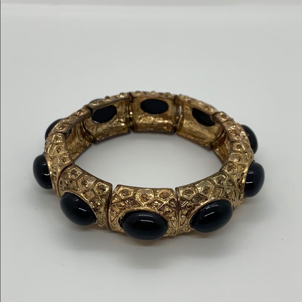 Beautiful Chunky Black & Gold bracelet